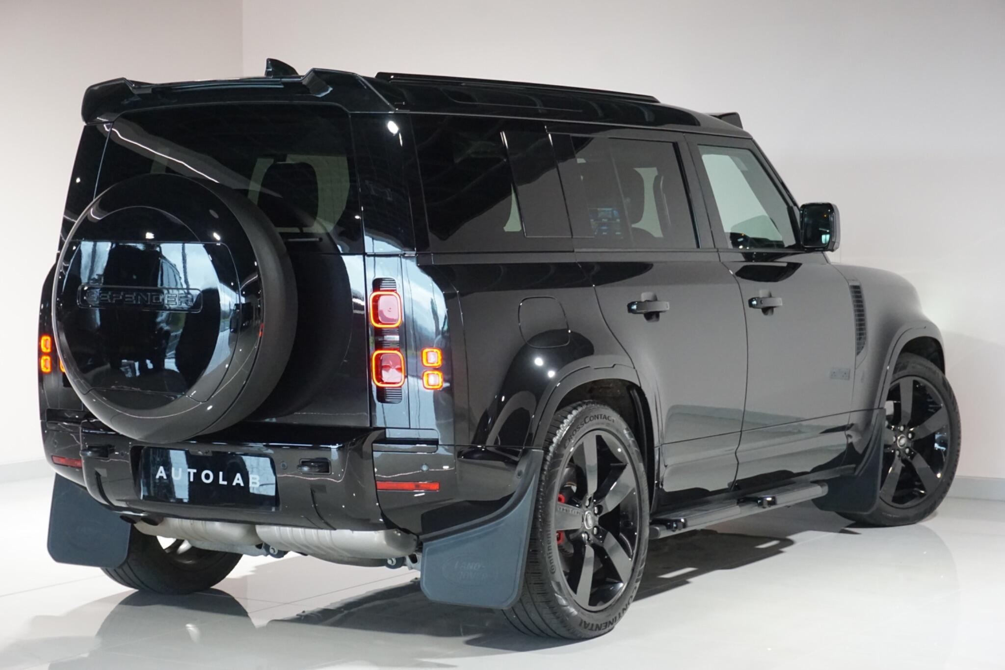 Land Rover Defender 110 3.0 D350 MHEV X-Dynamic HSE SUV 5dr Diesel Auto 4WD Euro 6 (s/s) (350 ps)